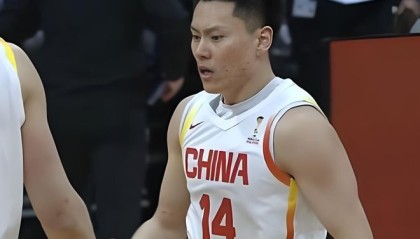 有情有义！上海队特地给李弘权放长假，让其享受“奶爸”时光|中国男篮|上海男篮|世预赛|郭振明|郭士强_新浪体育_新浪新闻