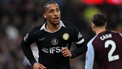 kaiyun.com-赢下关键战！切尔西反超利物浦升至第五，距前四仅差3分