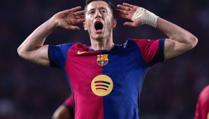 开云体育下载-西甲第一高薪莱万，薪资水平在NBA也只是拼图球员级别？