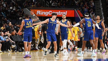 勇士澳洲控卫夏联首秀表现稳定，他应该能守住手里的双向合同？