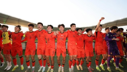 开云体育下载-苏东：今晚U23国足不要打对攻，要贯彻大脚加身体&amp;amp;二点加定位