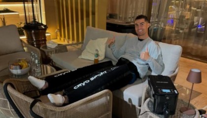 开云体育官网-C罗40岁生日各路祝福刷屏：传奇生涯，仍未止步